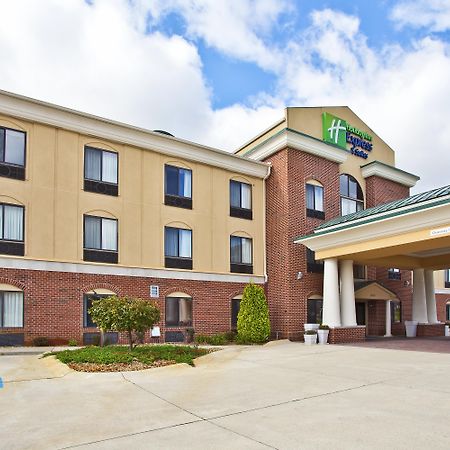 Holiday Inn Express Hotel & Suites Goshen By Ihg Exterior photo