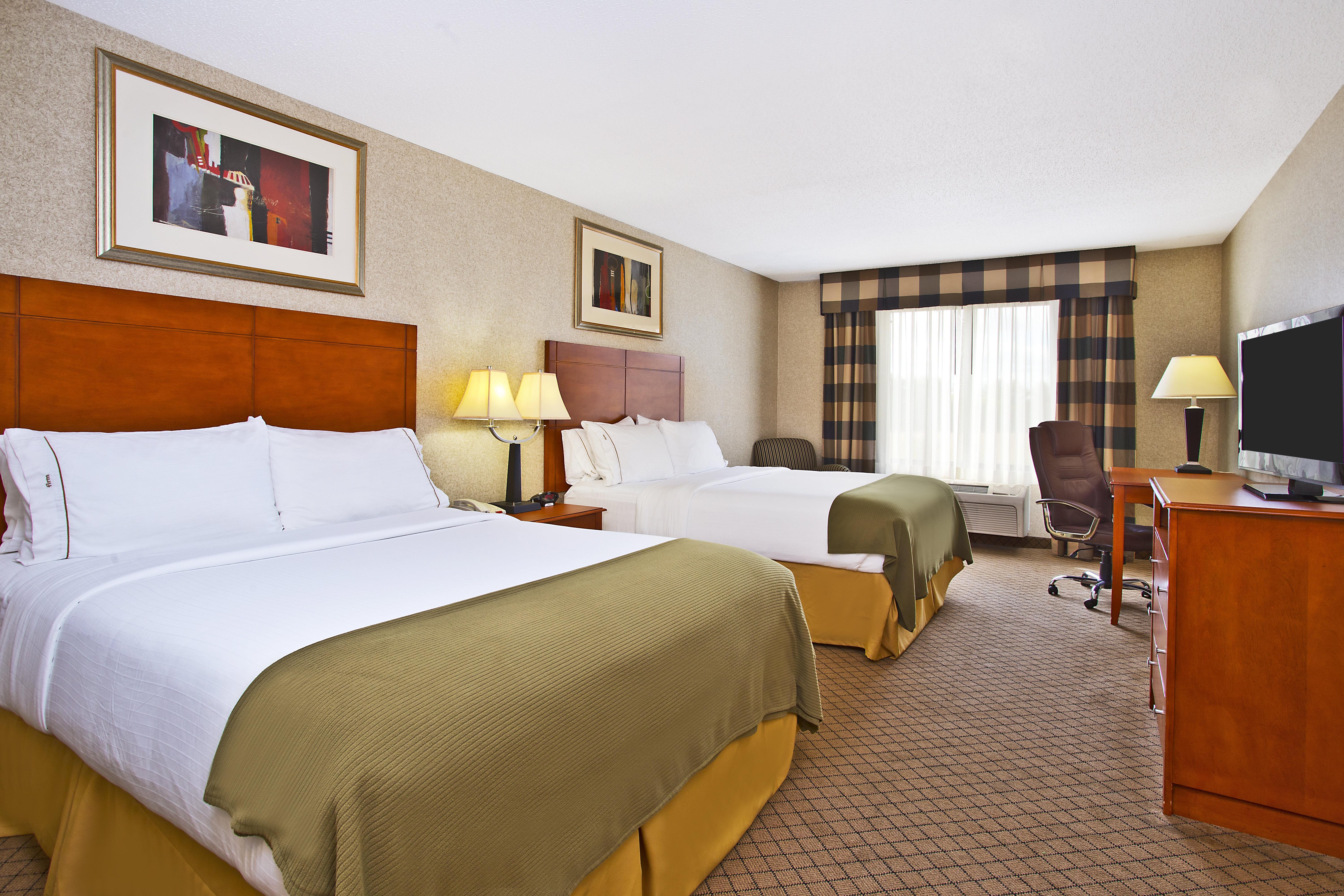Holiday Inn Express Hotel & Suites Goshen By Ihg Exterior photo