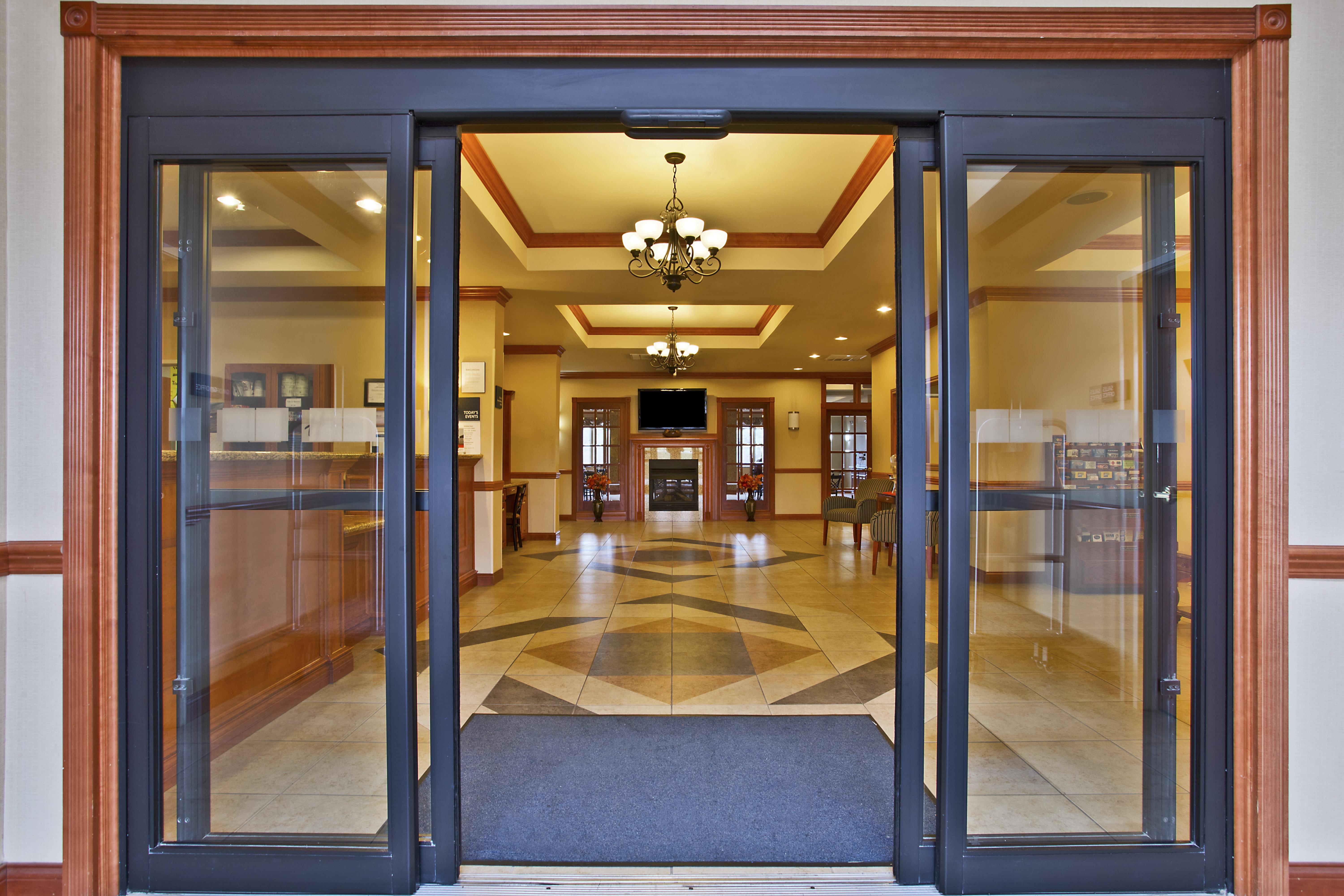 Holiday Inn Express Hotel & Suites Goshen By Ihg Exterior photo