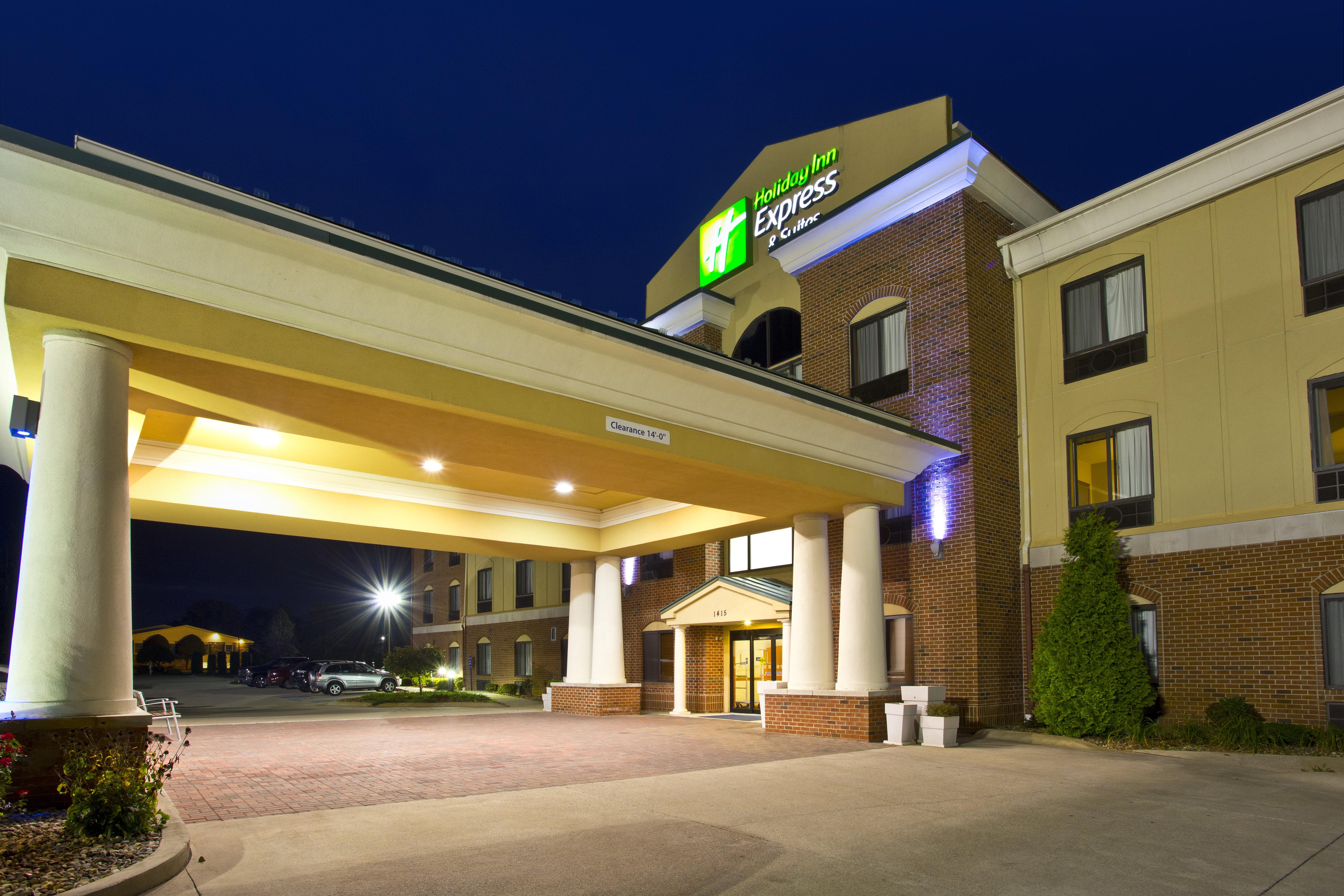 Holiday Inn Express Hotel & Suites Goshen By Ihg Exterior photo